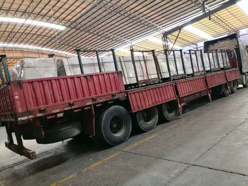 Loading & delivery